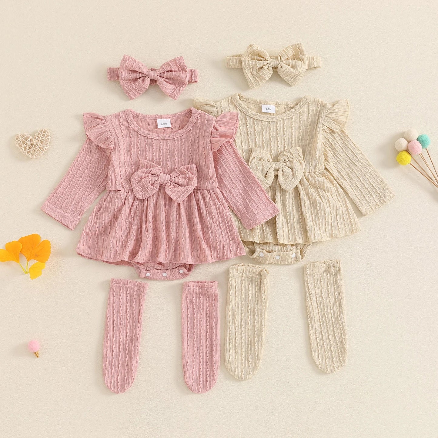 Bambino's Knitted Bow Set